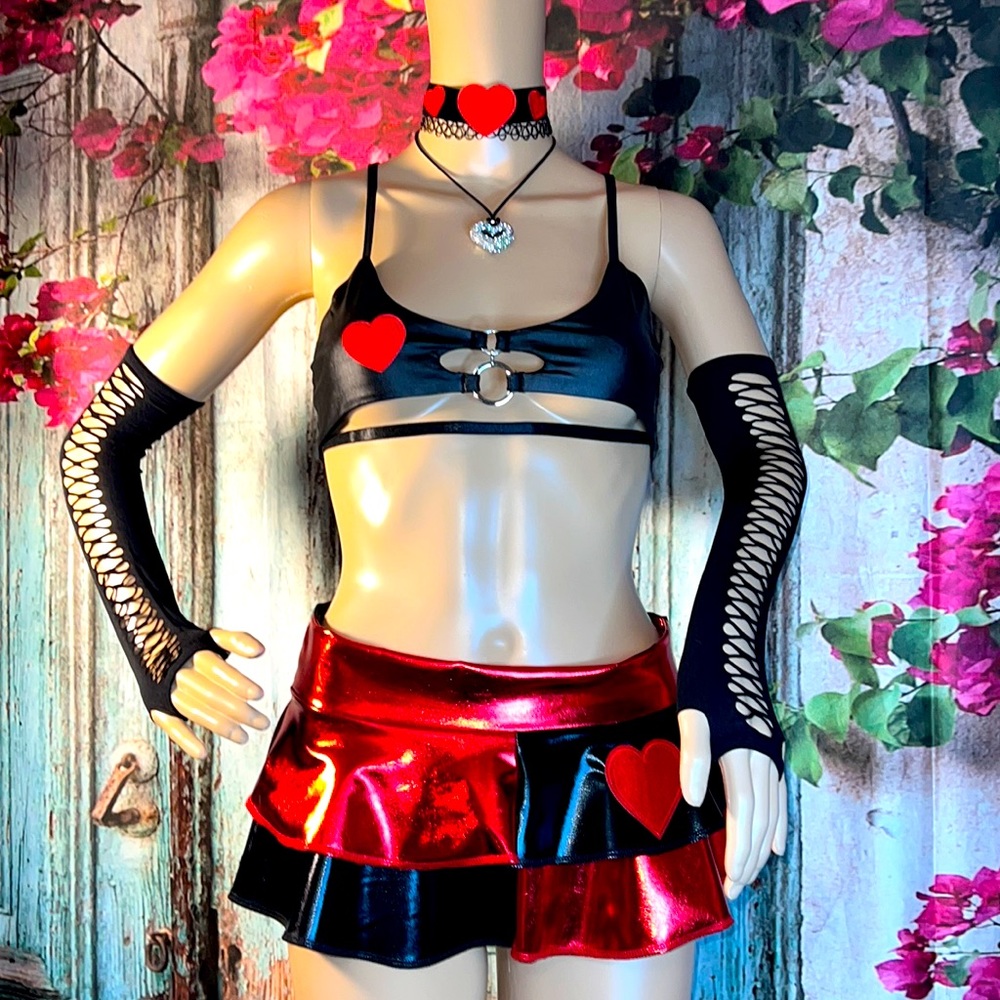 Queen of Hearts Rave mini skirt